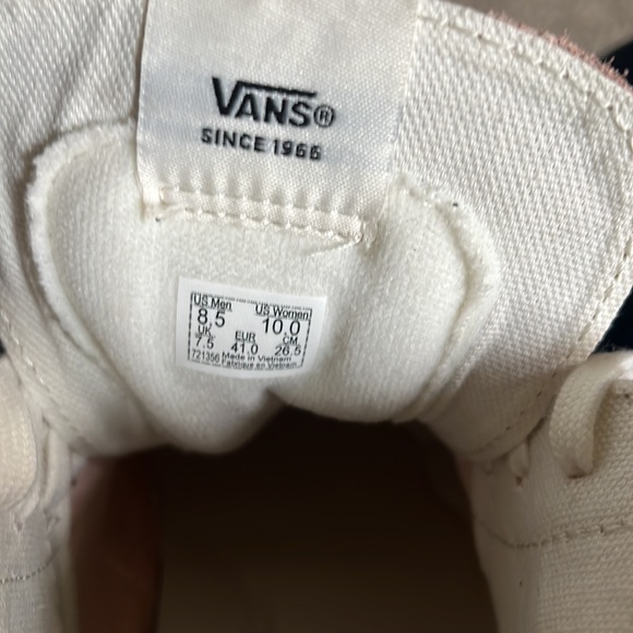 New Vans Leather Platform Sneakers - Picture 10 of 10